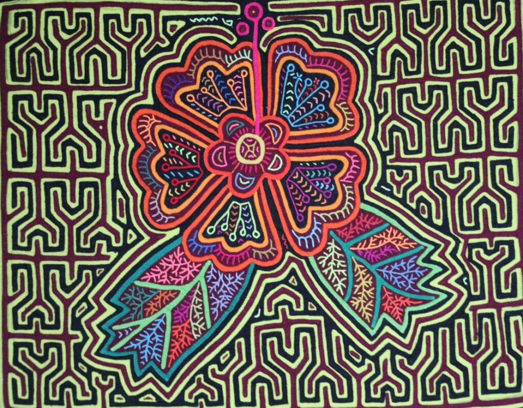 Guna Yala Labyrinth with Flower